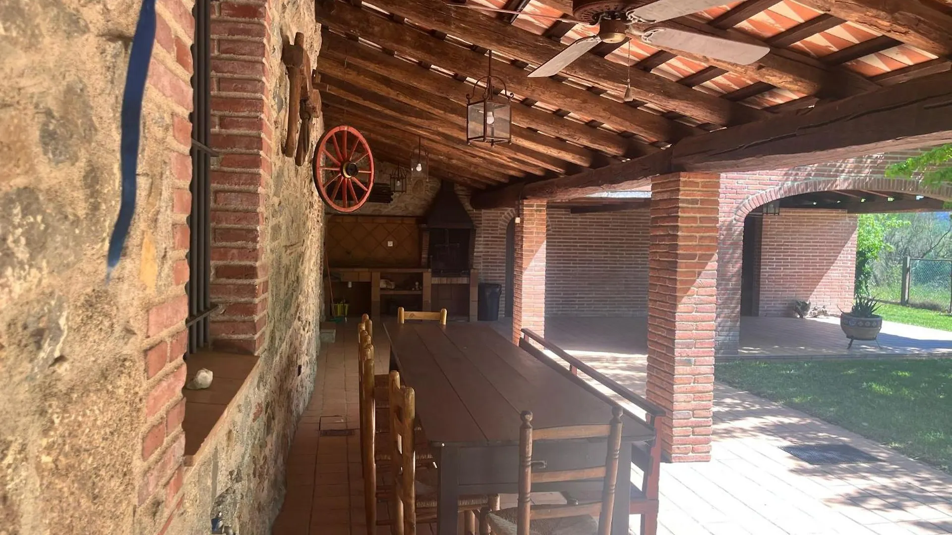 Chalet Masia Can Tibau Llagostera