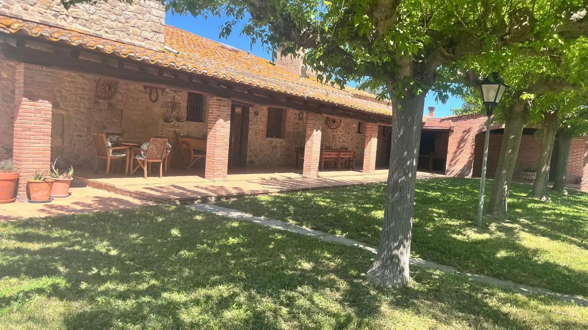 Chalet Masia Can Tibau Llagostera